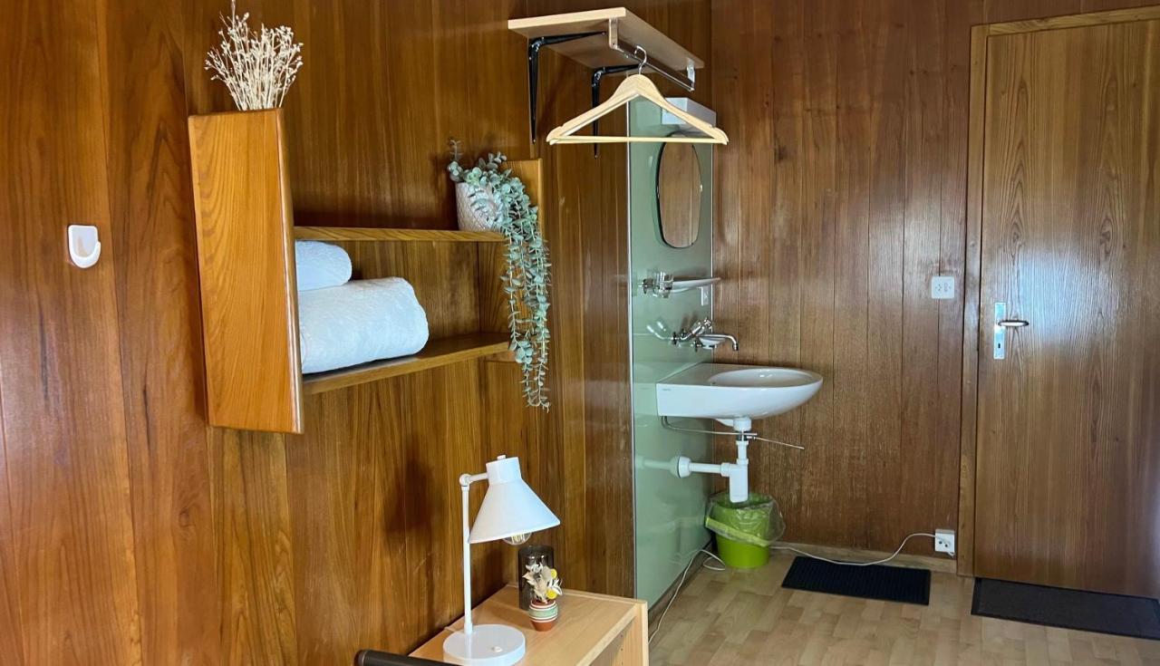 Hotel Jaeger Муртен Екстер'єр фото